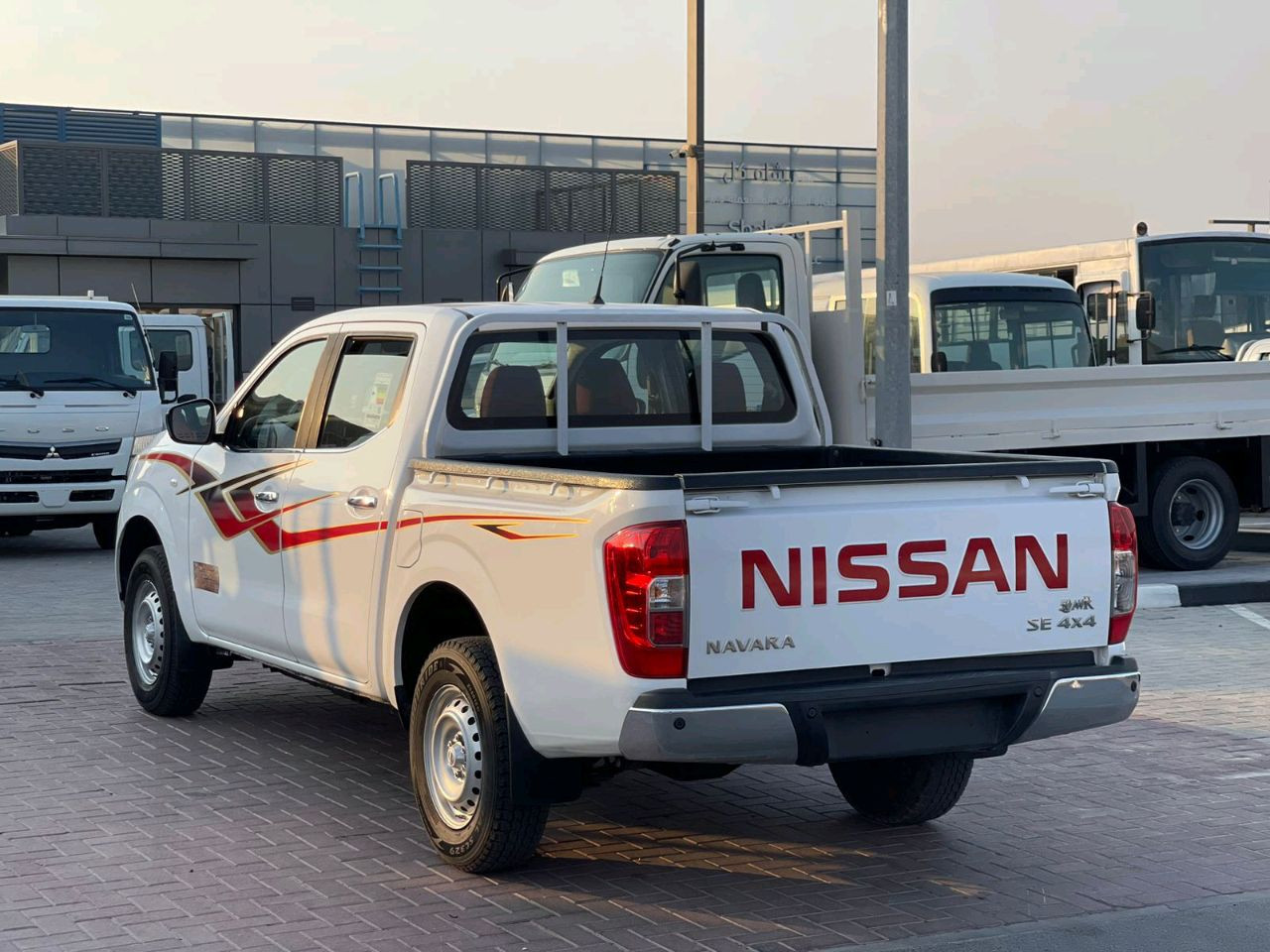 Nissan Navara - Image 7