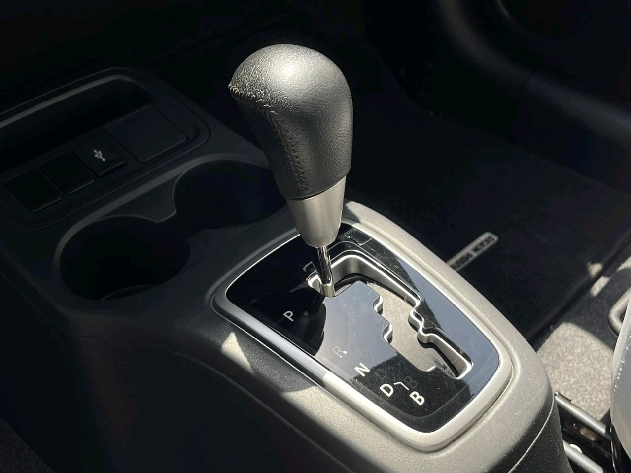 Mitsubishi Attrage - Image 8