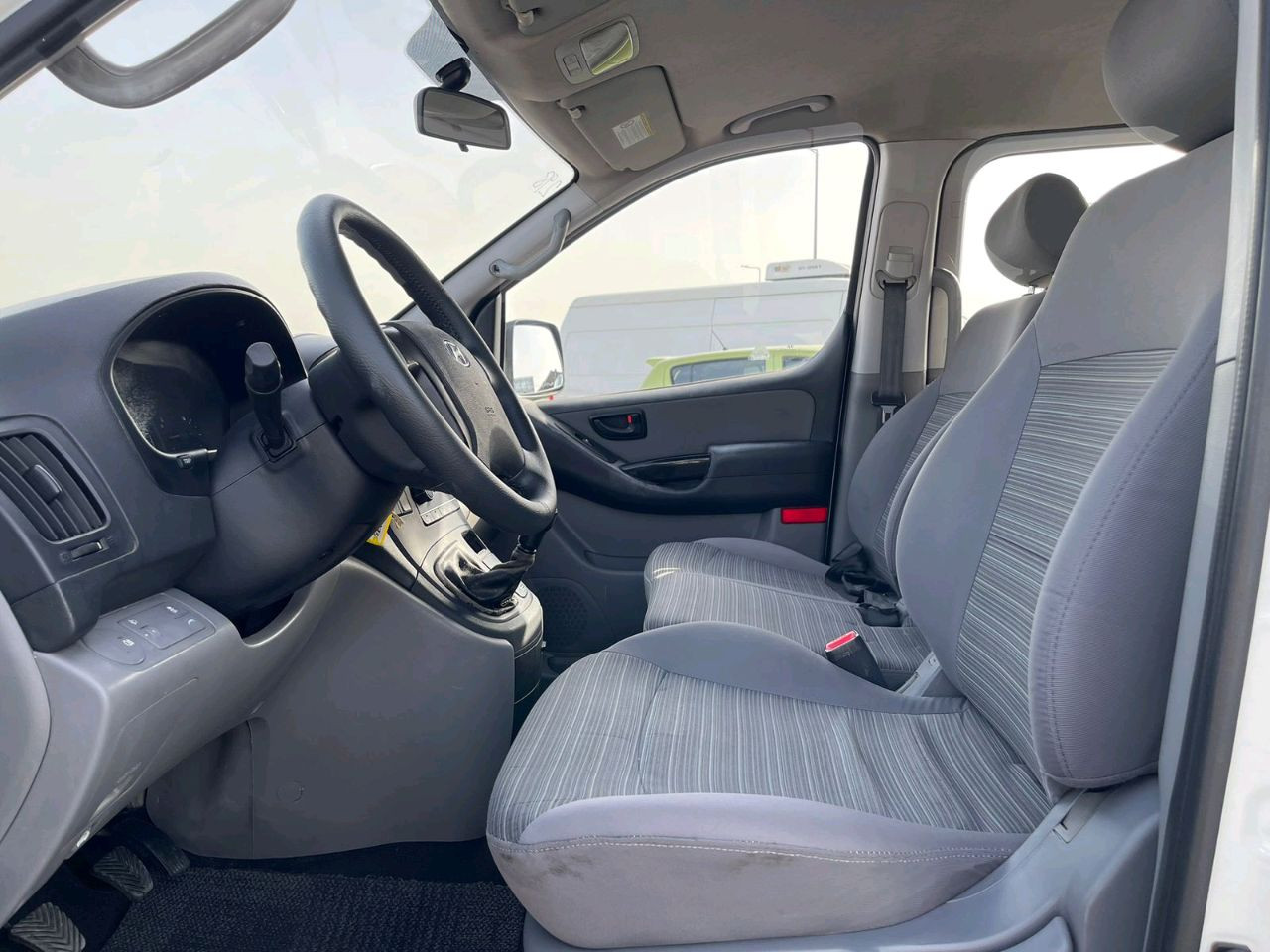 Hyundai H 1 - Image 15