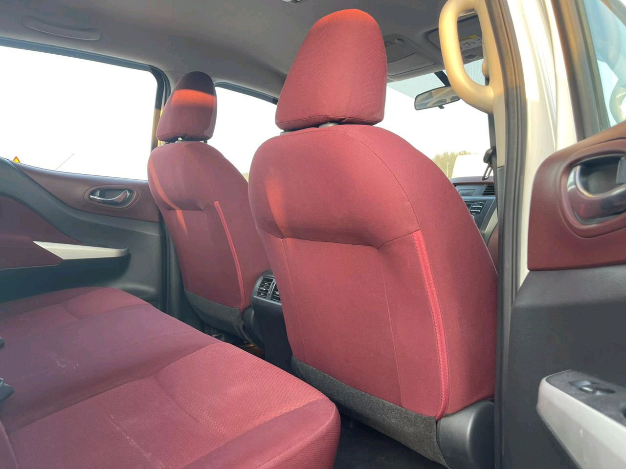 Nissan Navara - Image 2