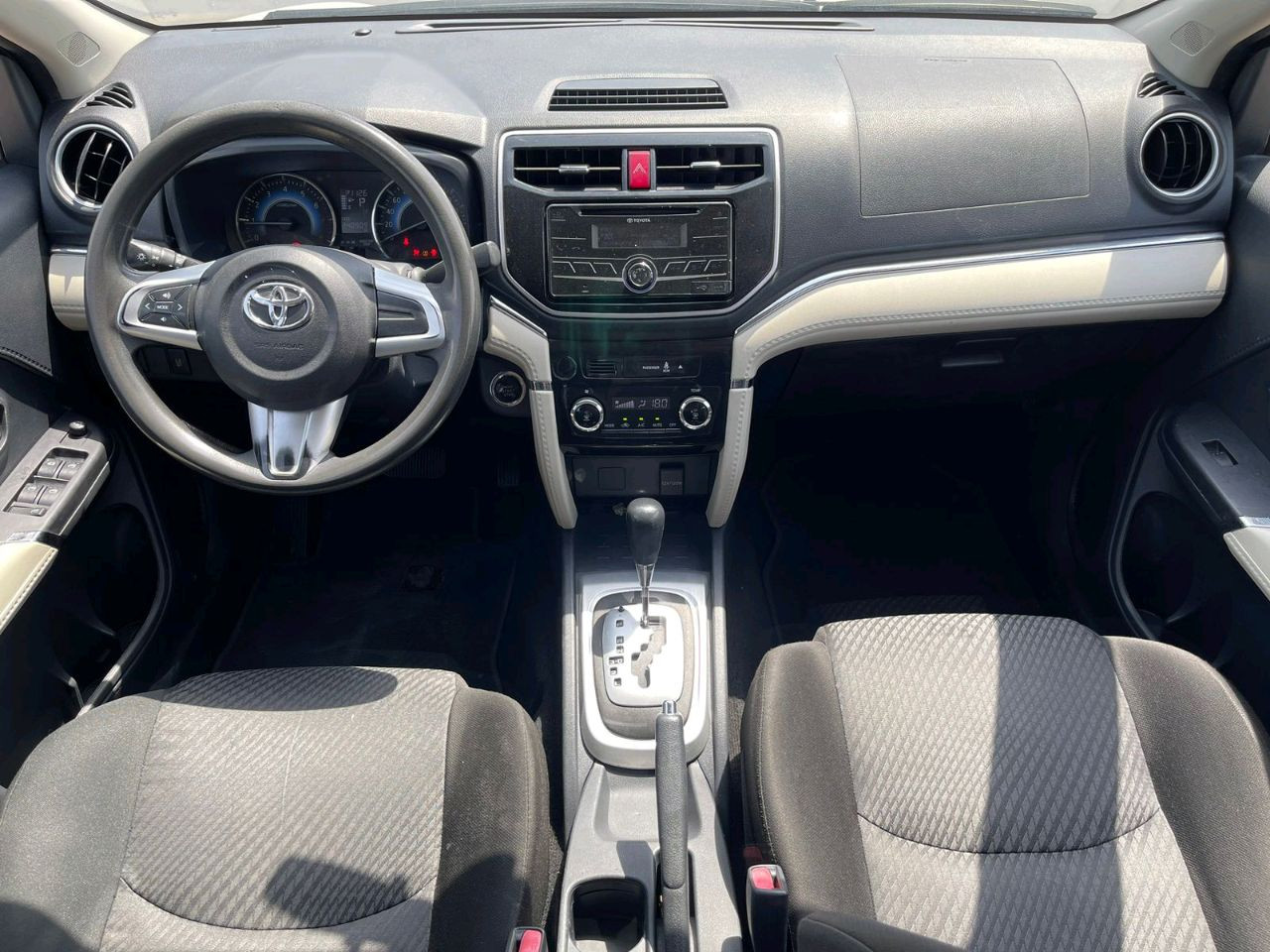 Toyota Rush - Image 3