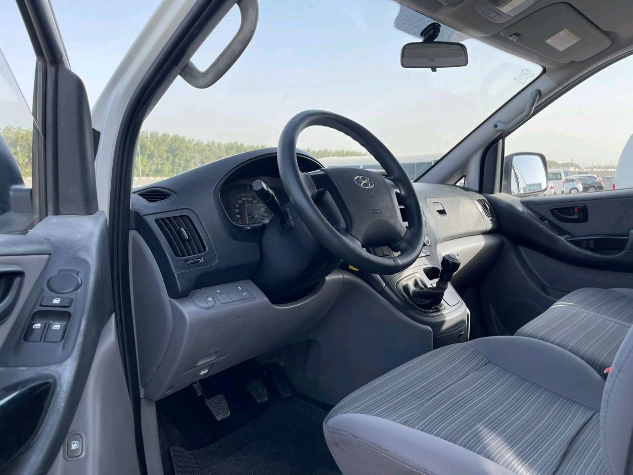 Hyundai H 1 - Image 12