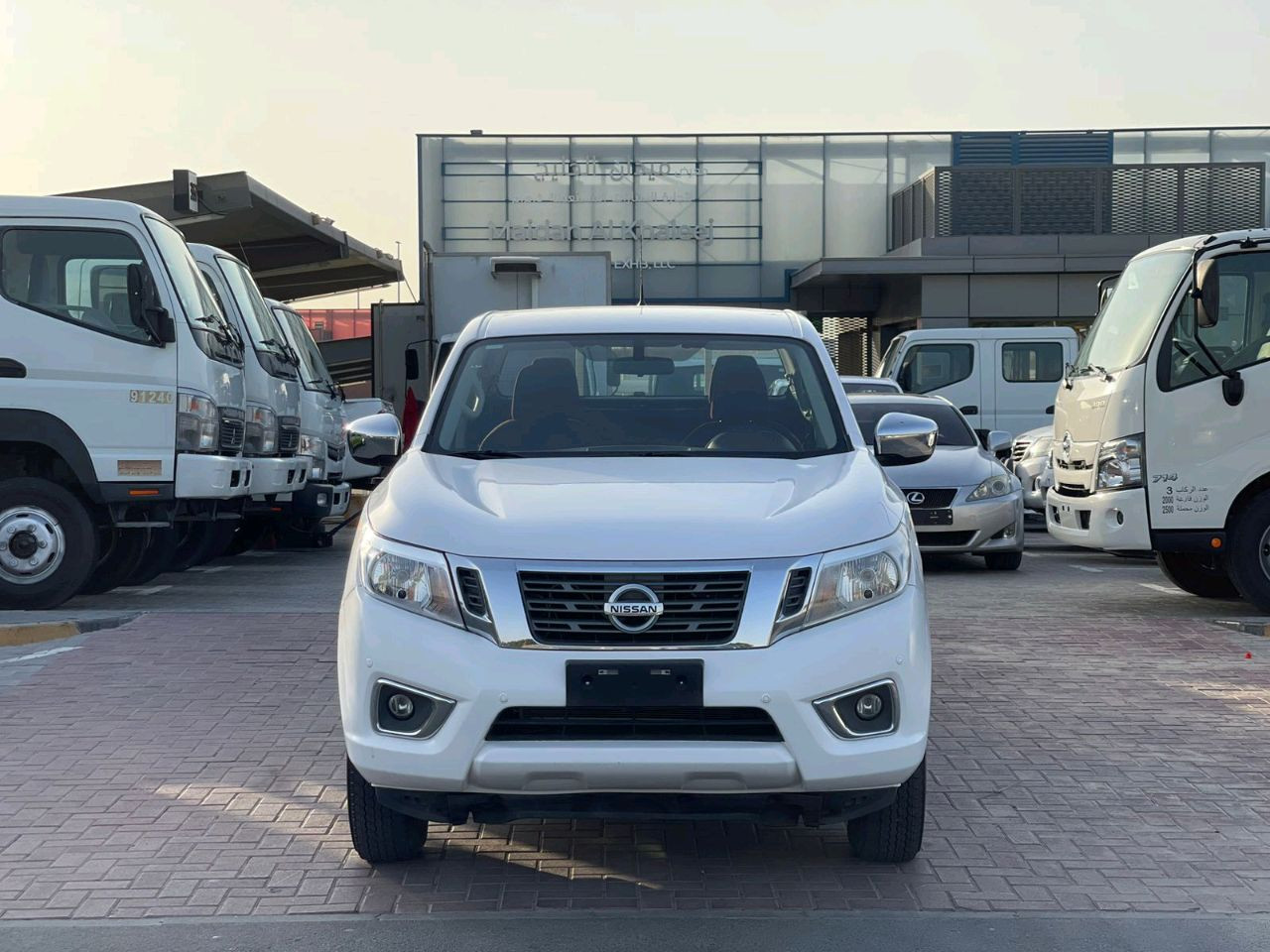 Nissan Navara - Image 11