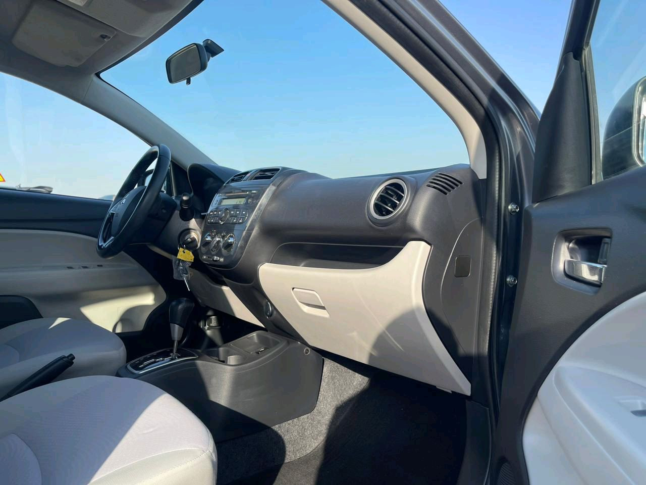 Mitsubishi Attrage - Image 14