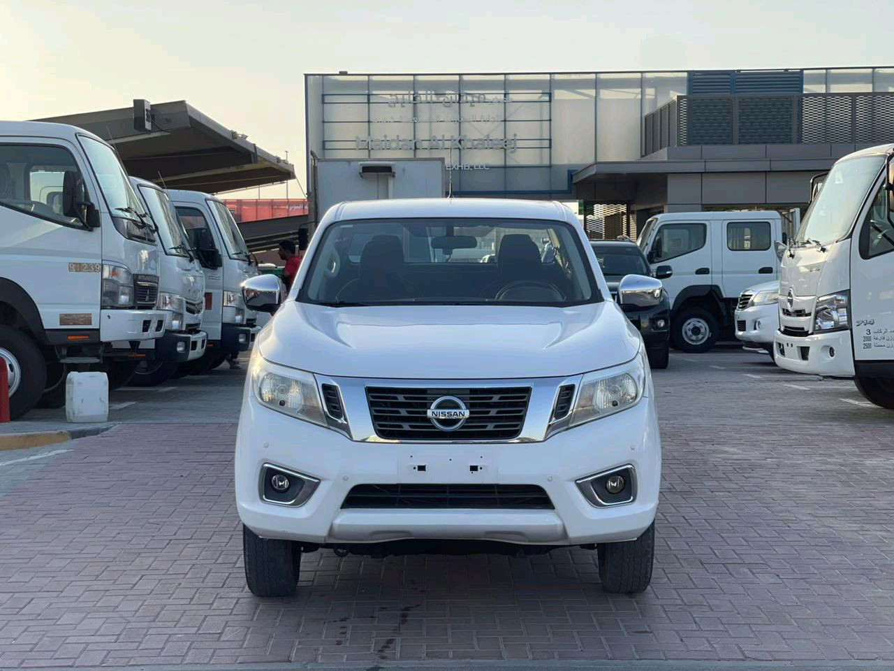 Nissan Navara - Image 13