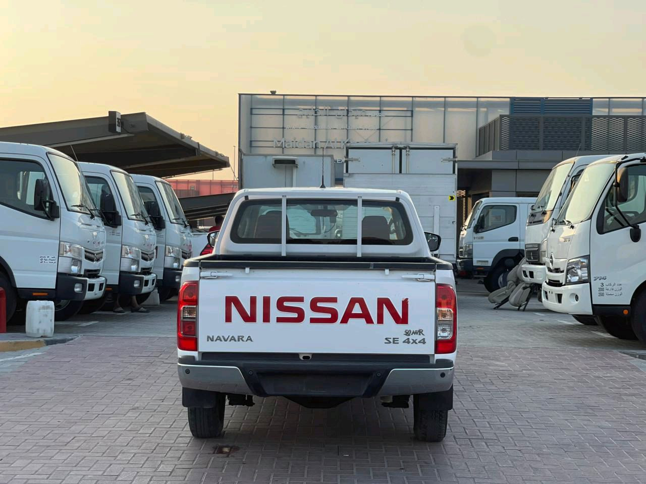 Nissan Navara - Image 11