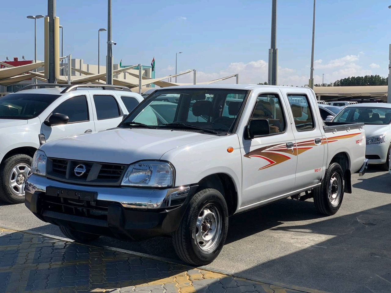 Nissan Double cabin 2400 - Image 2