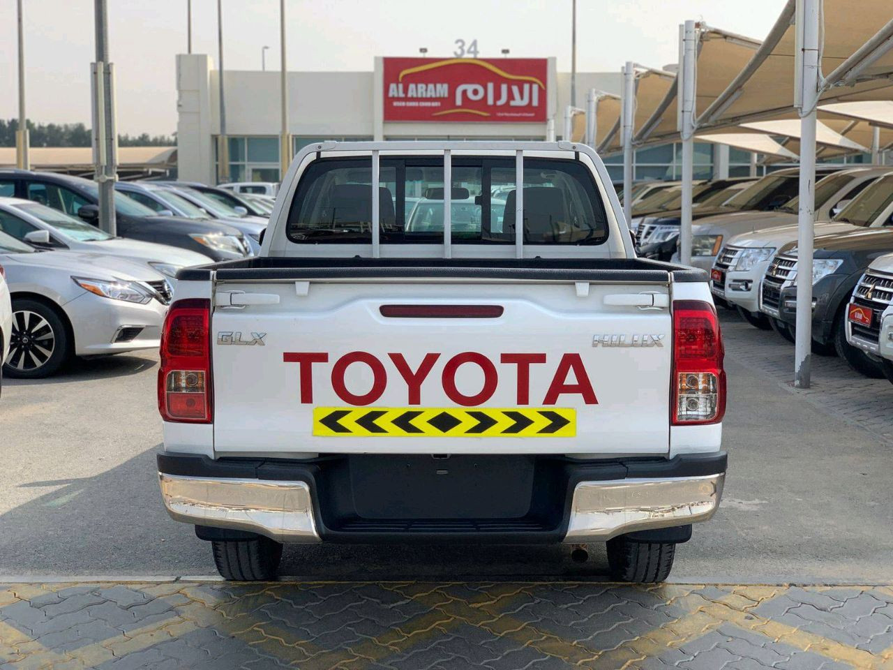 Toyota Hilux - Image 6