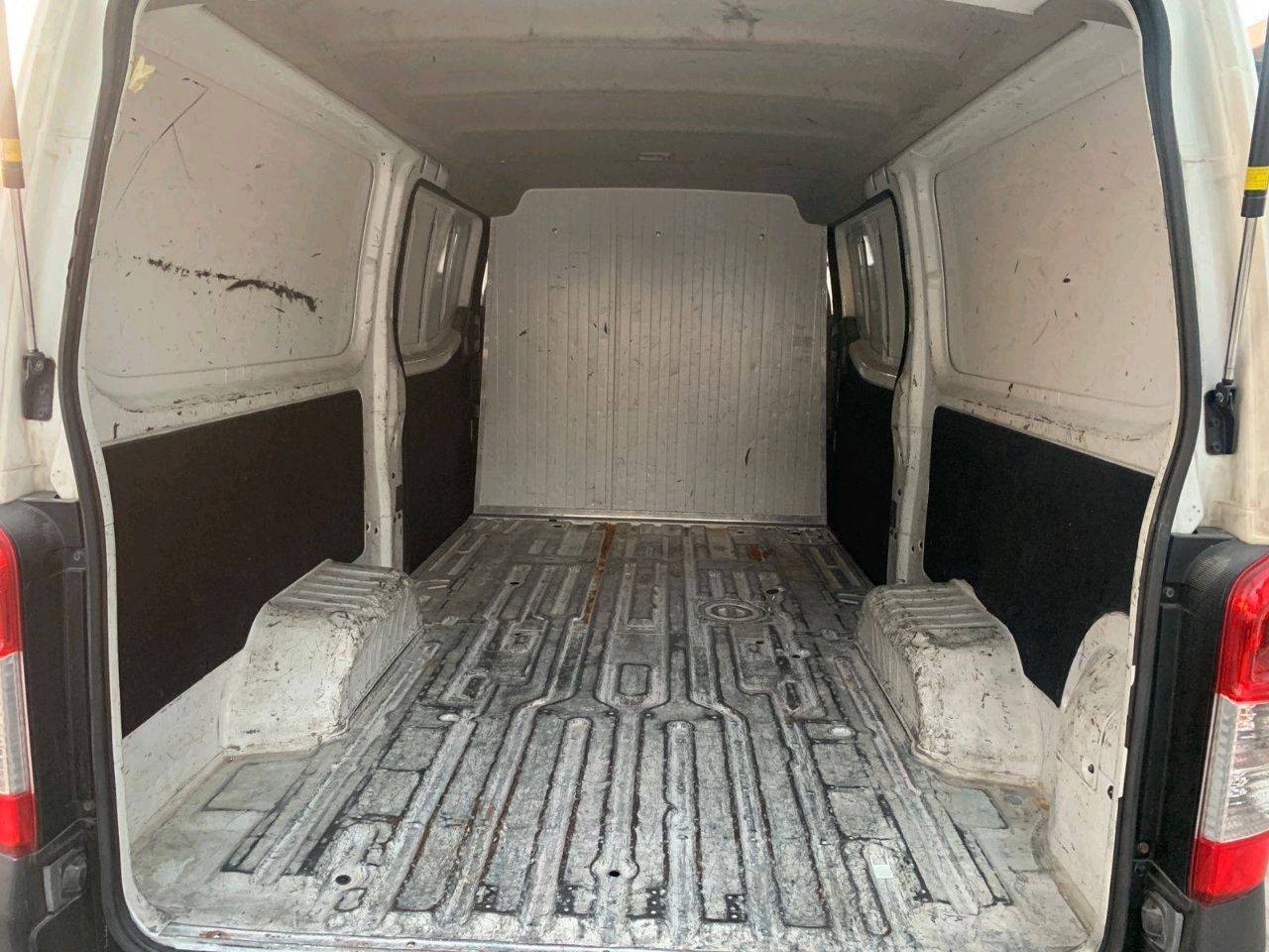 Fuso Canter - Image 8