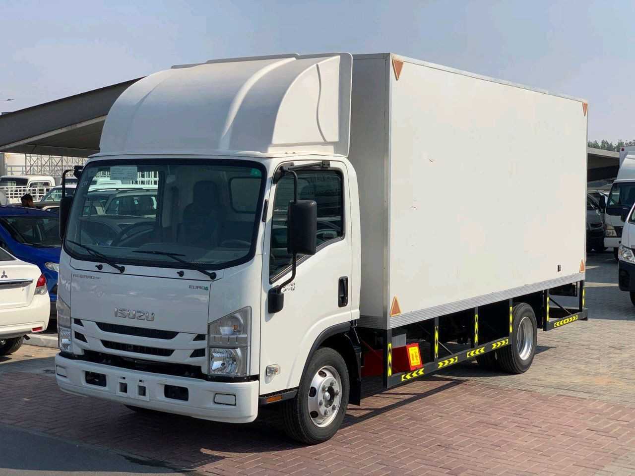 Isuzu Euro - Image 4