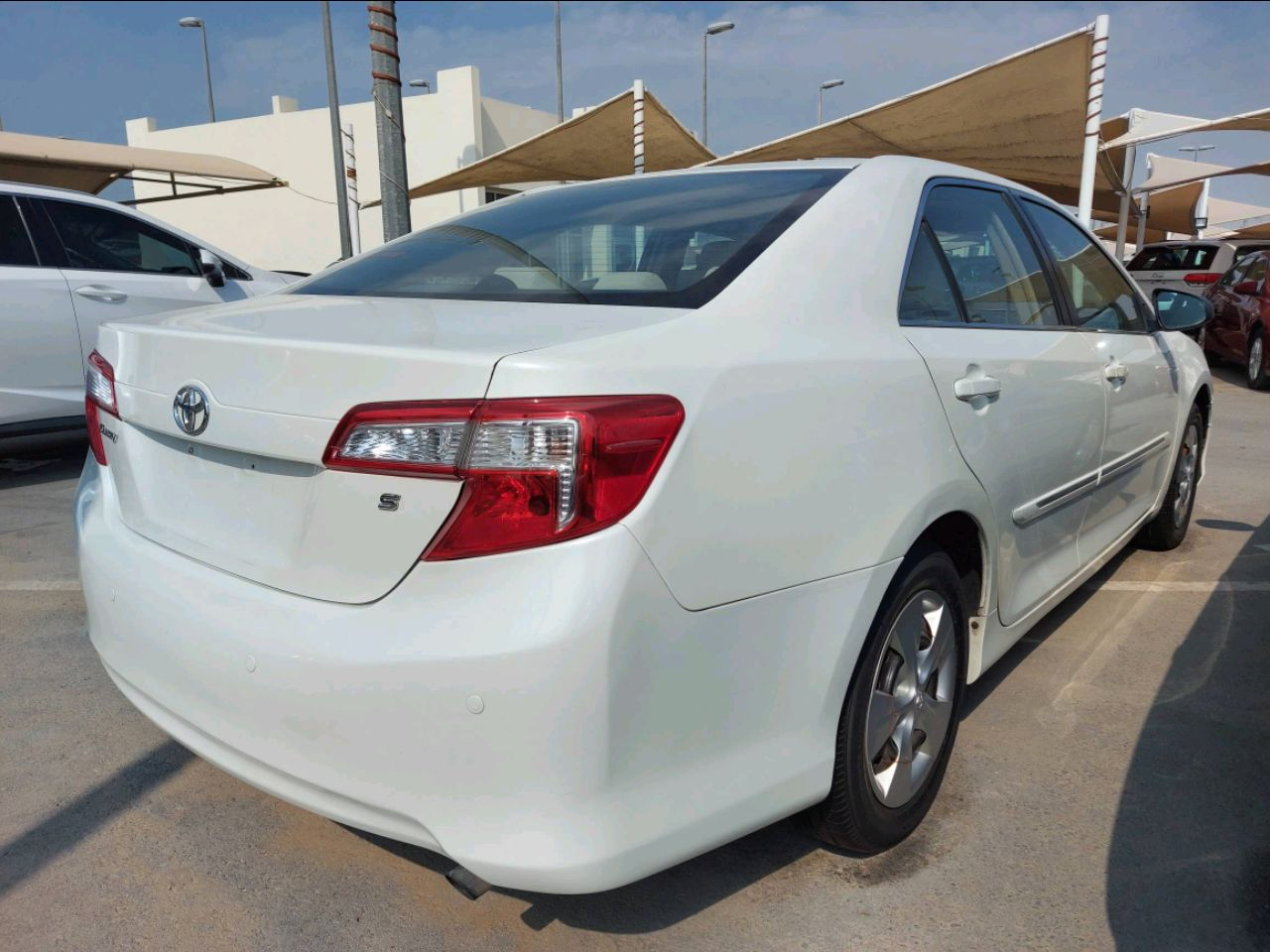 Toyota Camry - Image 3