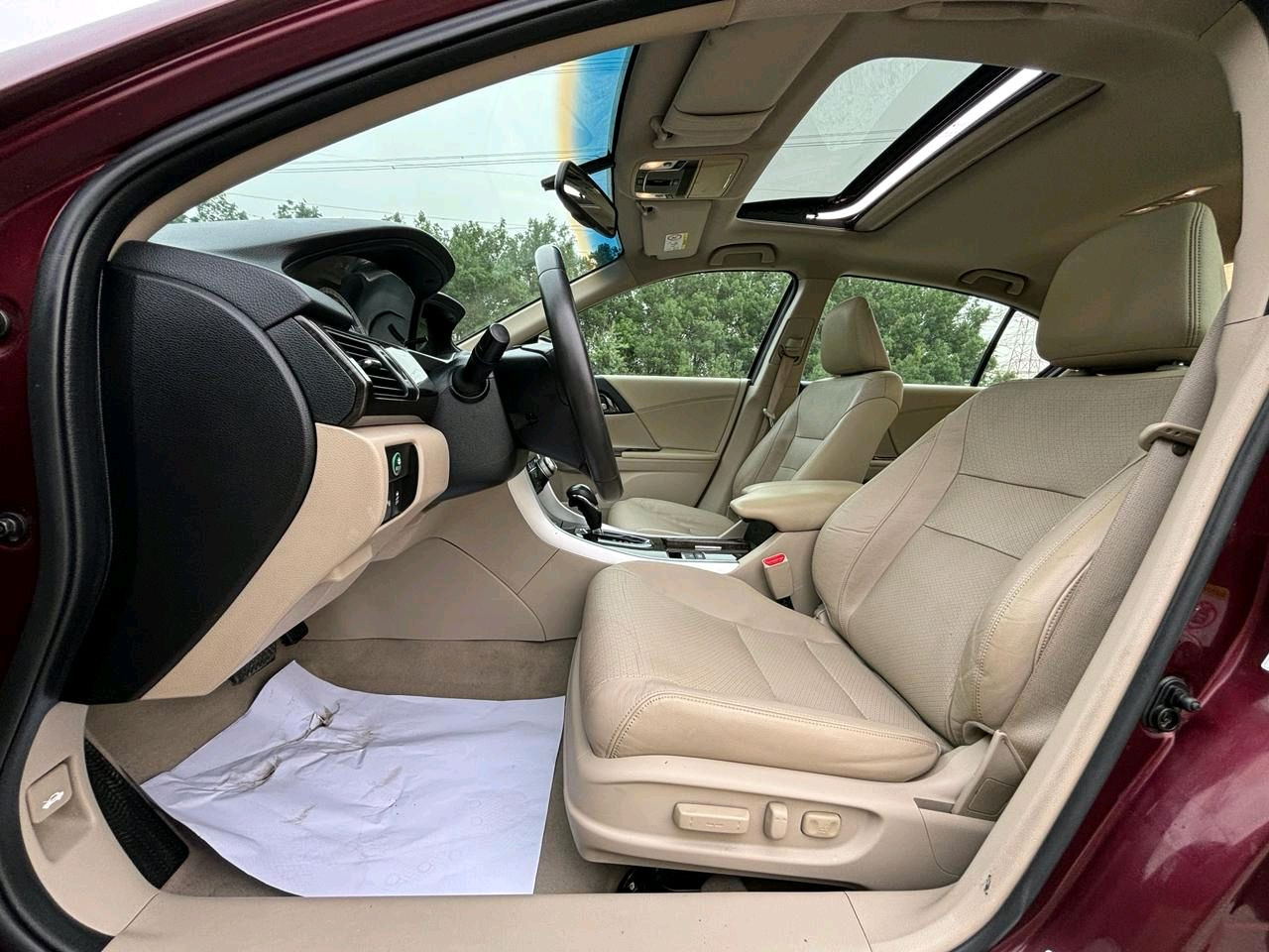 Honda Accord - Image 11