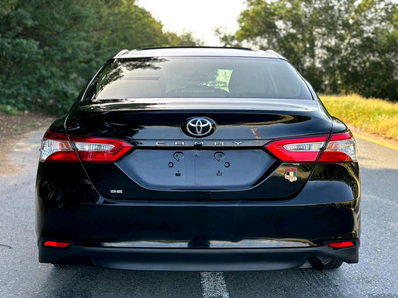 Toyota Camry - Image 10