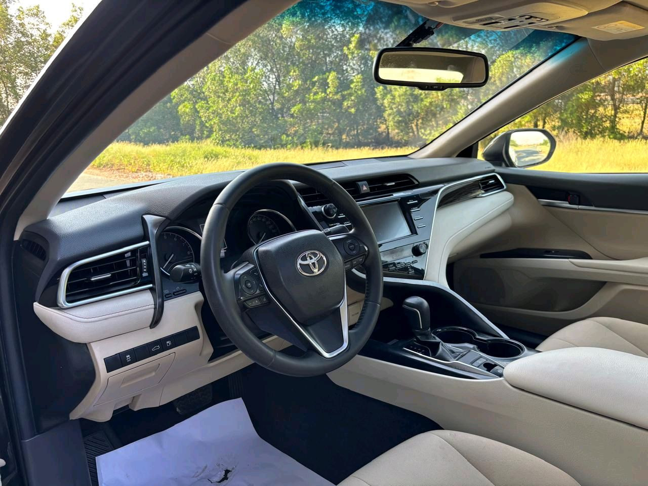 Toyota Camry - Image 17
