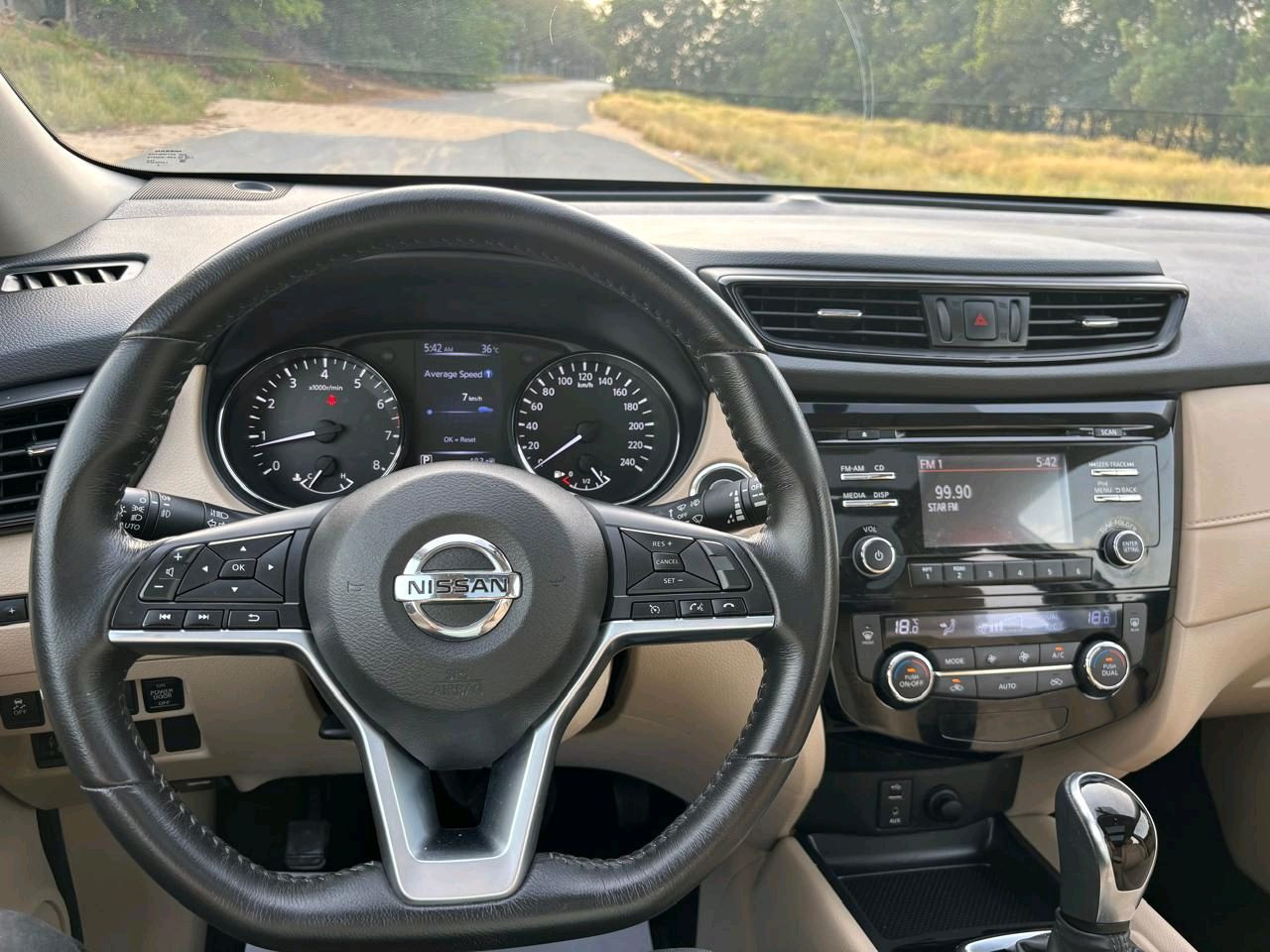Nissan X-Trail - Image 2