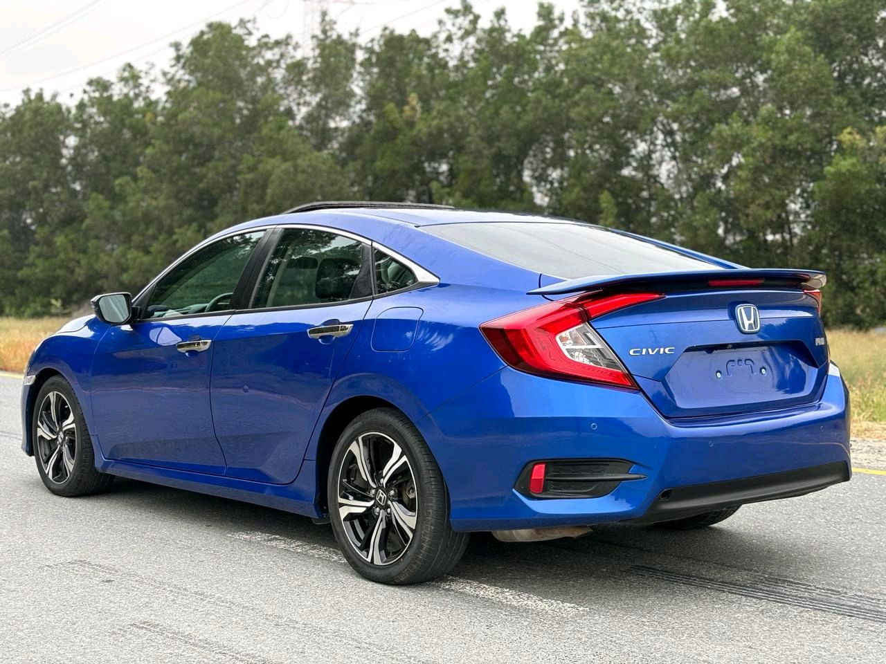 Honda Civic - Image 6
