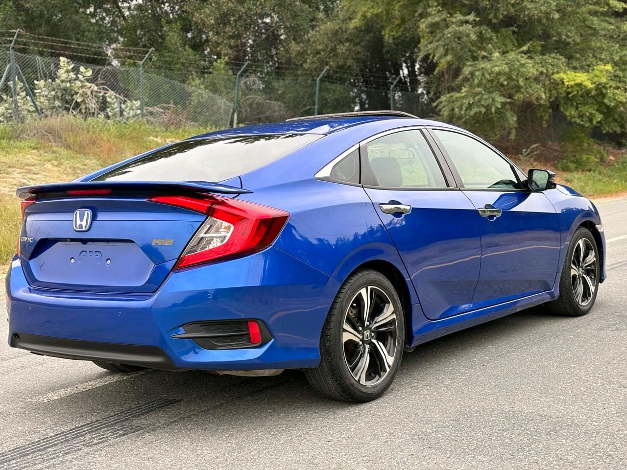 Honda Civic - Image 7