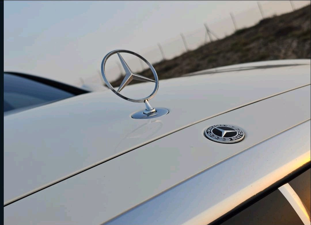 Mercedes Benz S-Class - Image 7