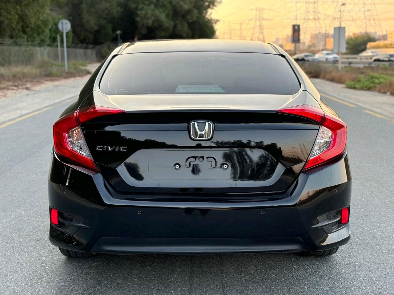Honda Civic - Image 8