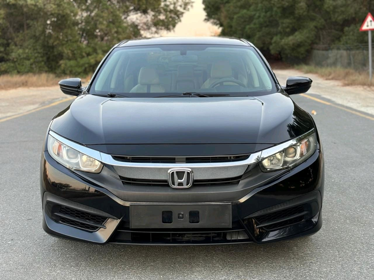 Honda Civic - Image 4