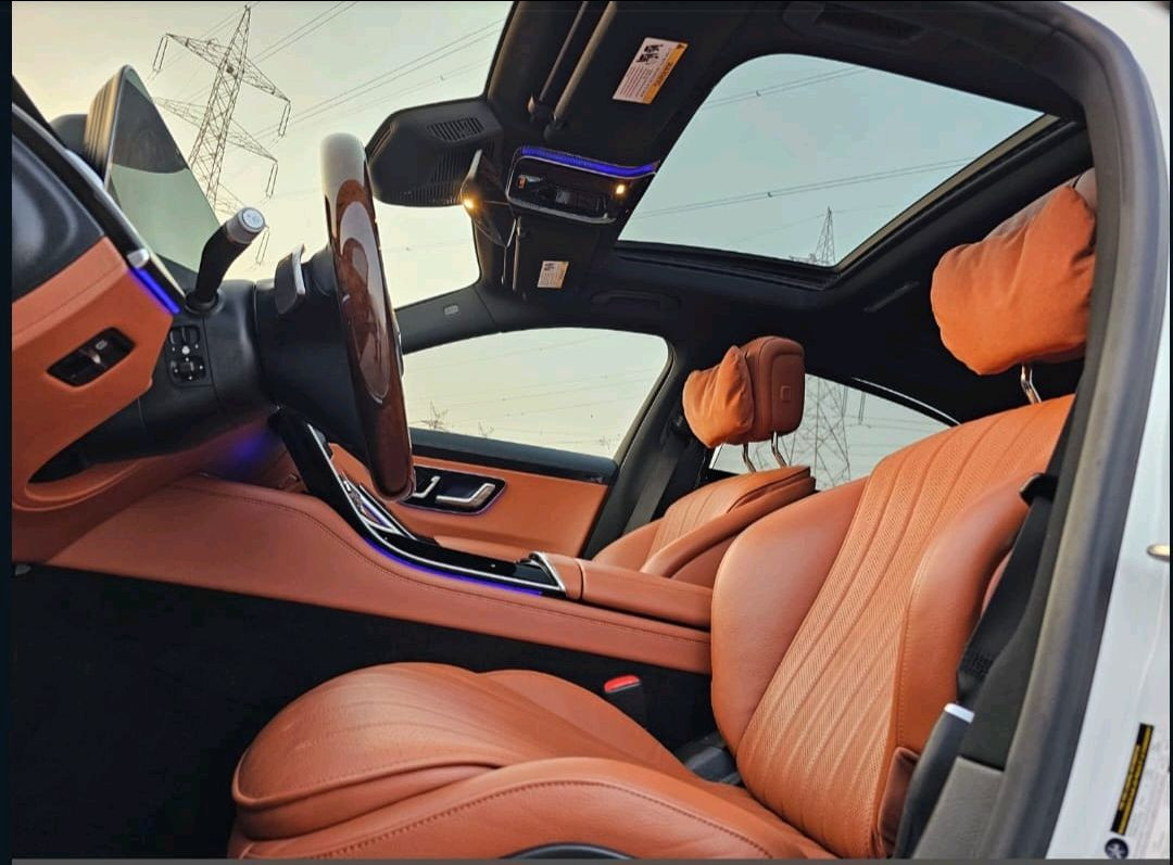 Mercedes Benz S-Class - Image 9