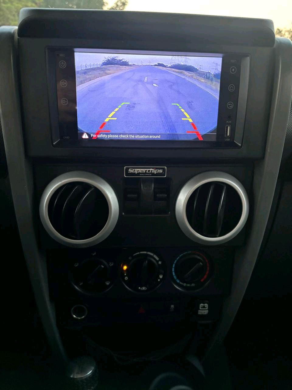 Jeep Wrangler - Image 14
