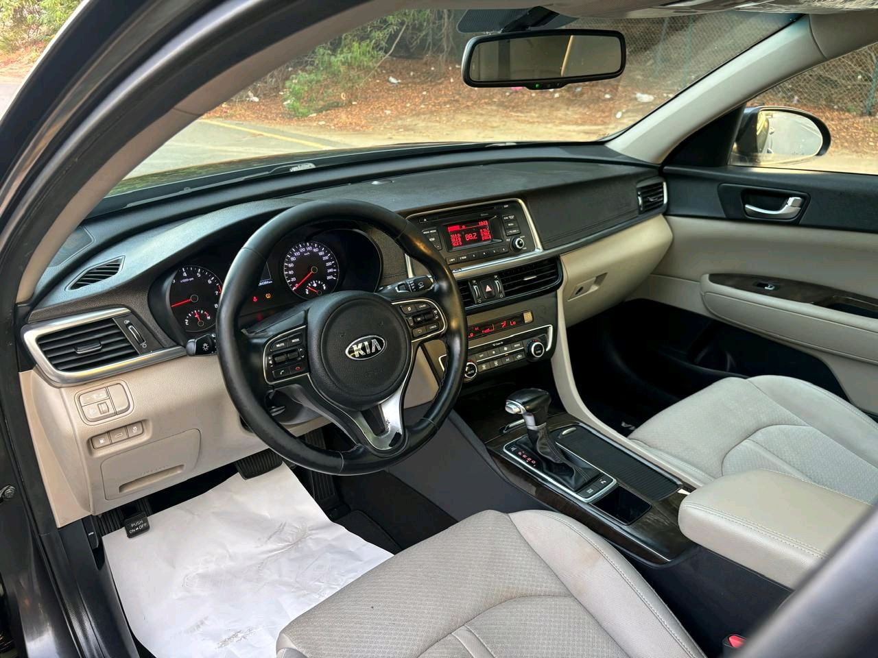 KIA Optima - Image 16