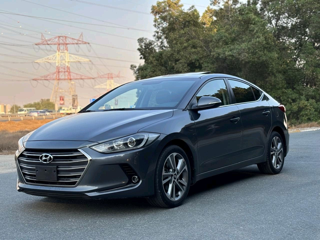 Hyundai Elantra - Image 3