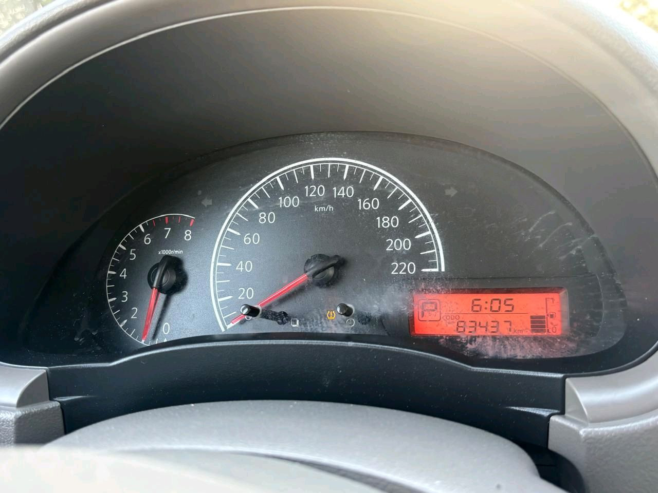 Nissan Sunny - Image 16