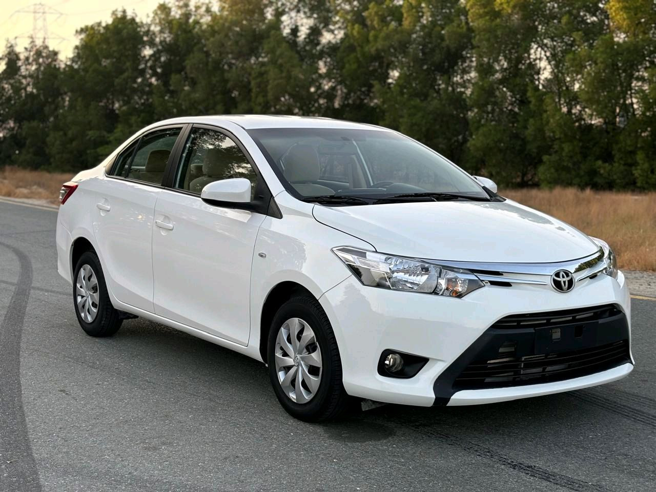 Toyota Yaris - Image 11
