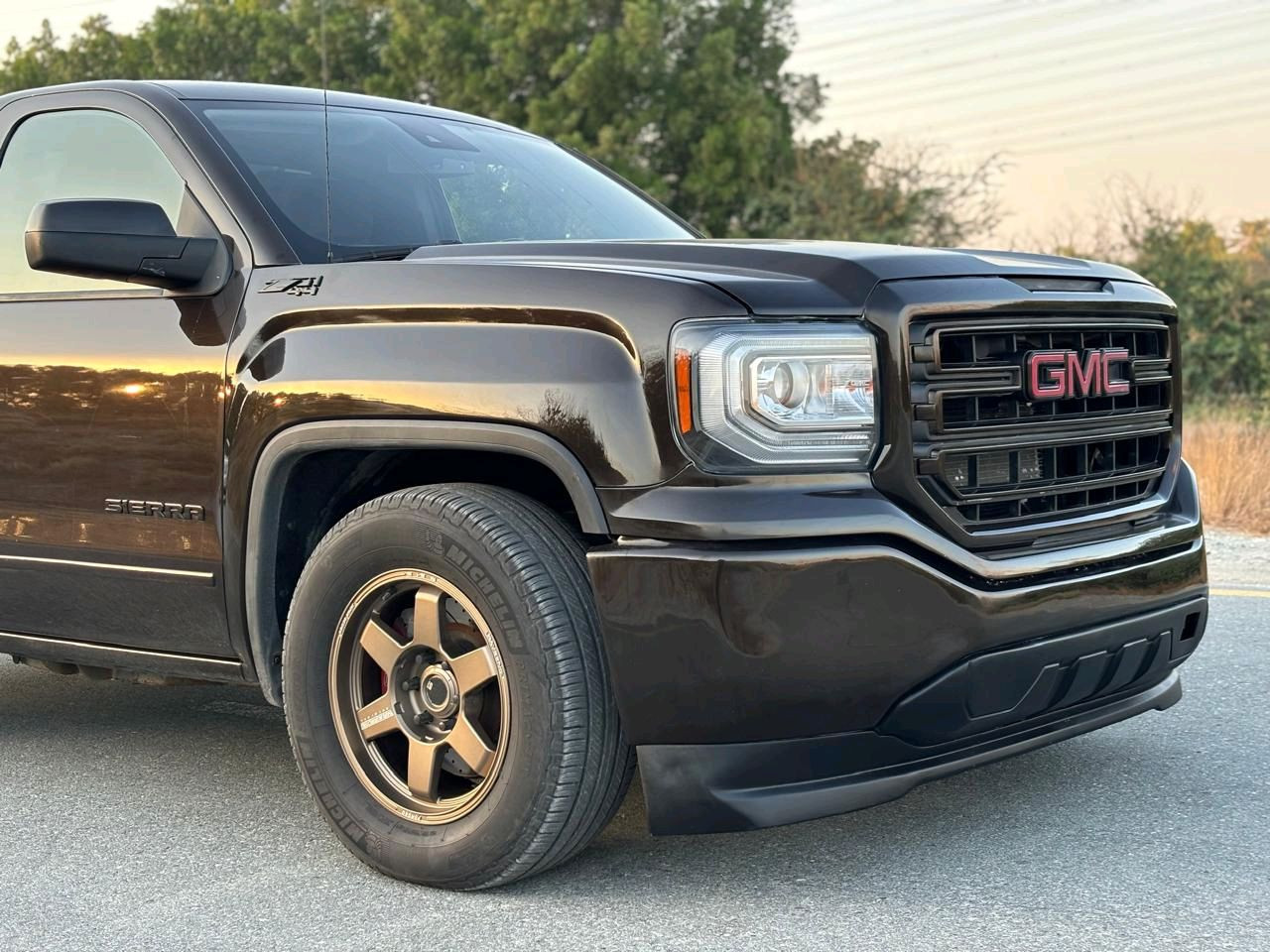 GMC Sierra - Image 6
