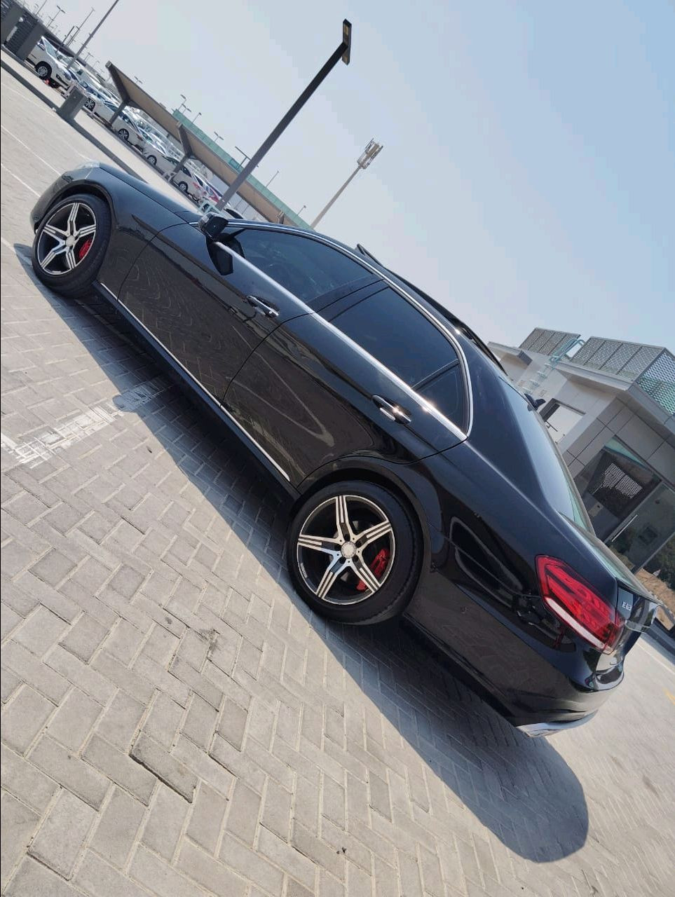 Mercedes Benz E-Class - Image 6