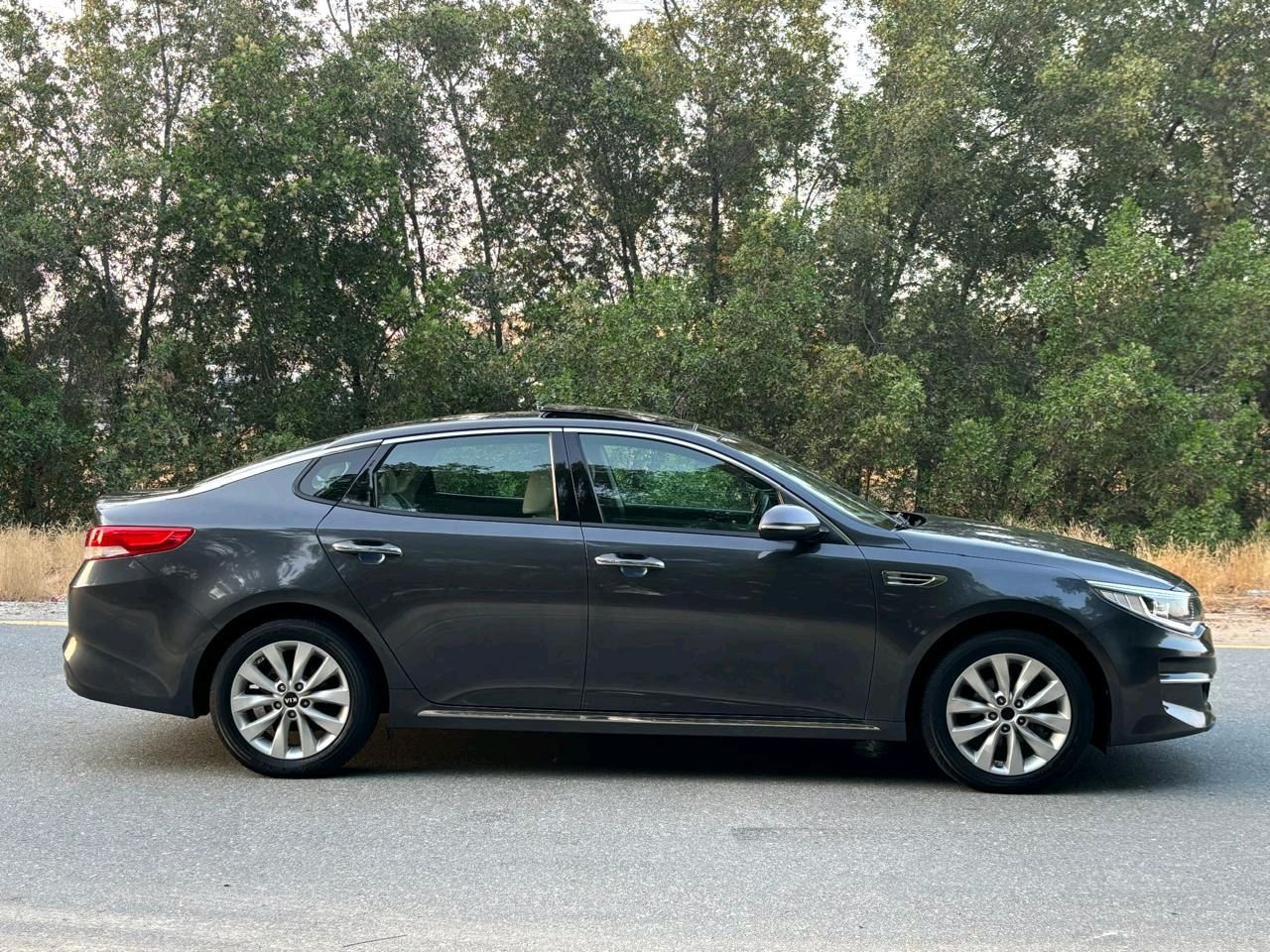 KIA Optima - Image 7