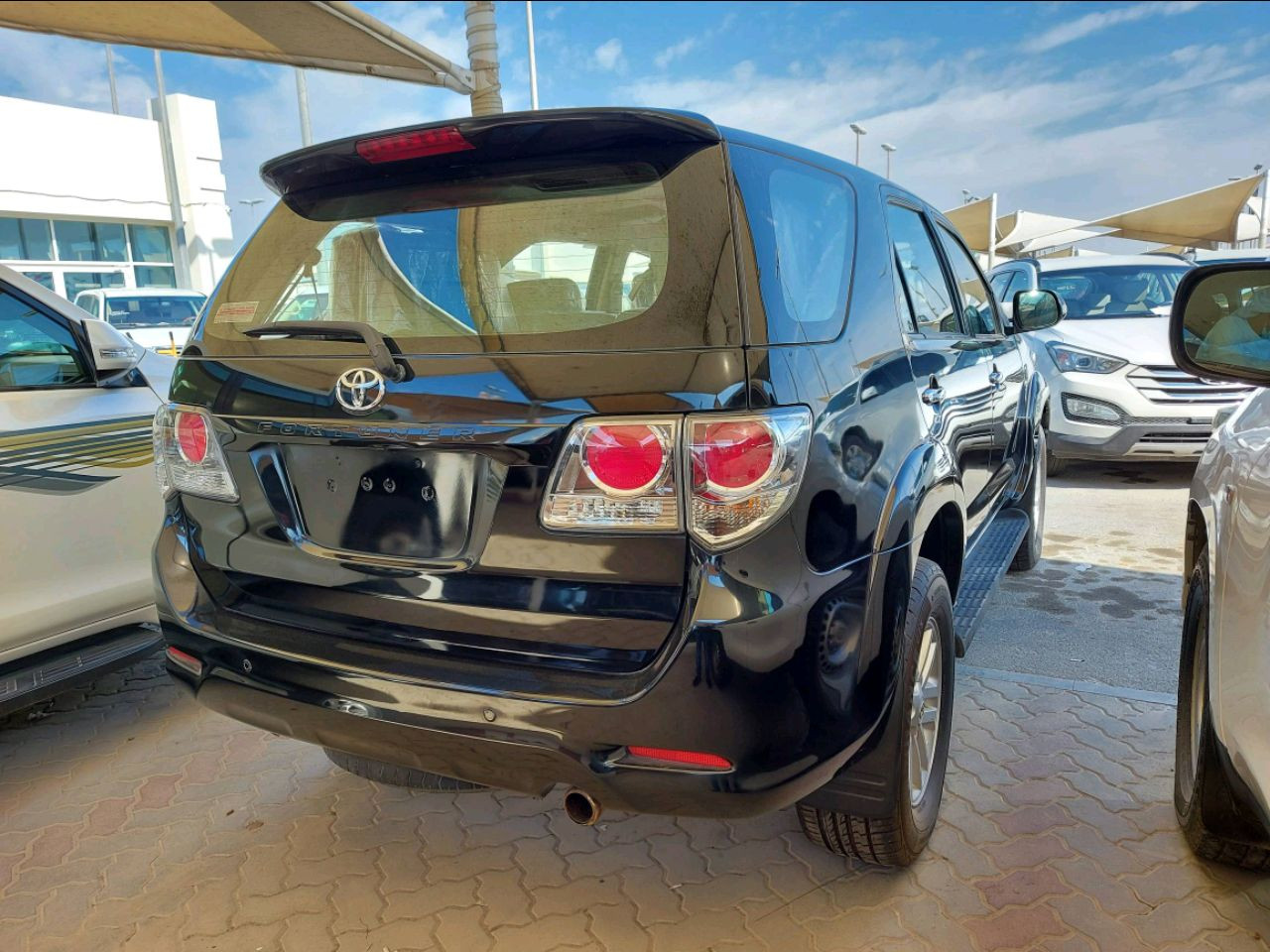Toyota Fortuner - Image 3