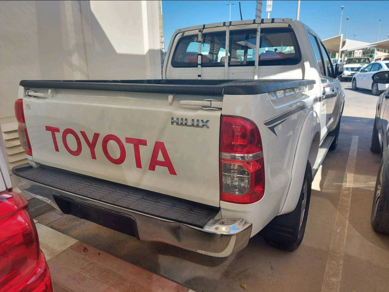 Toyota Hilux - Image 5