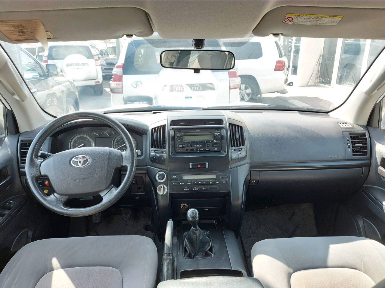 Toyota Land Cruiser - Image 6