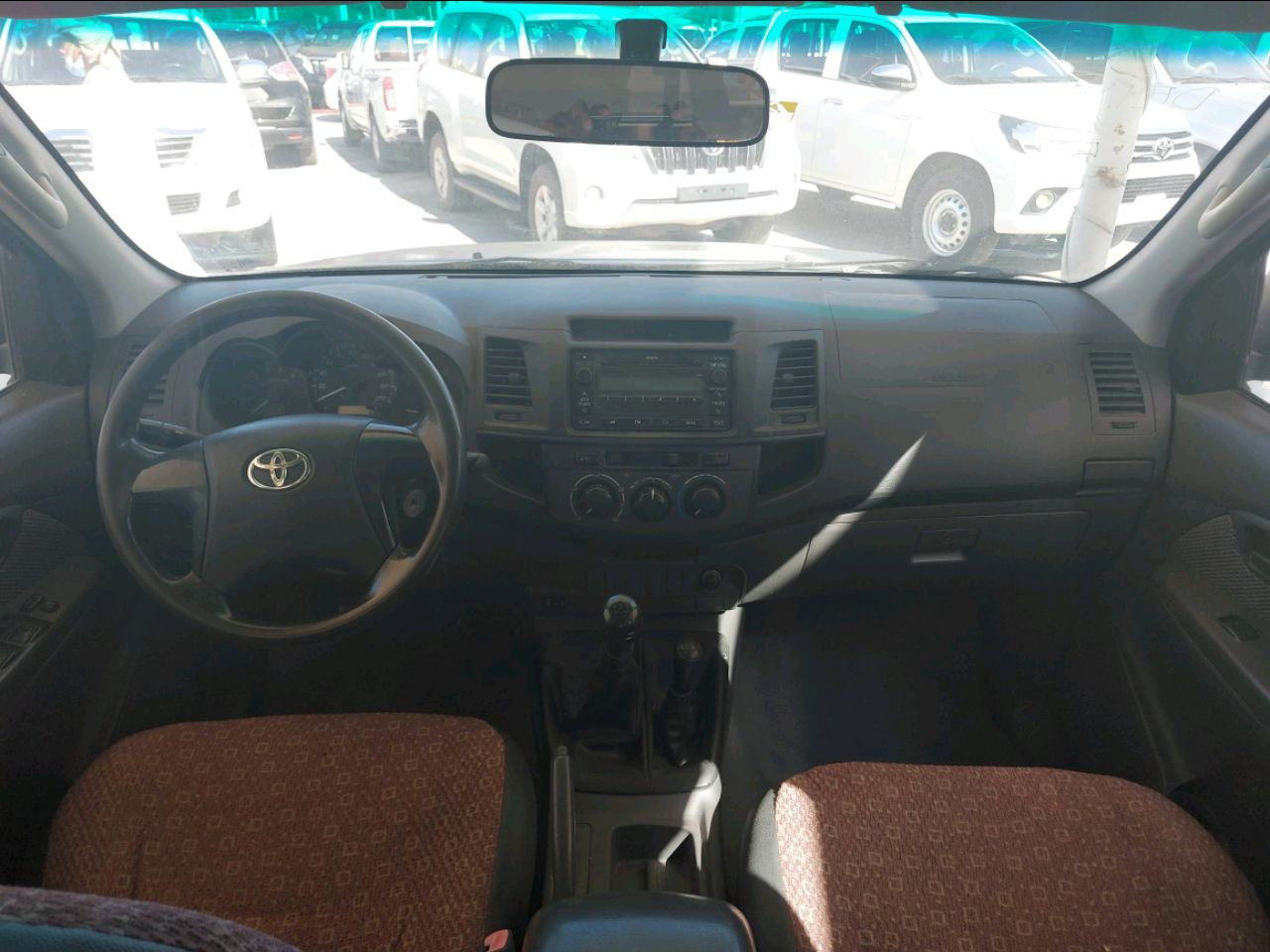Toyota Hilux - Image 5
