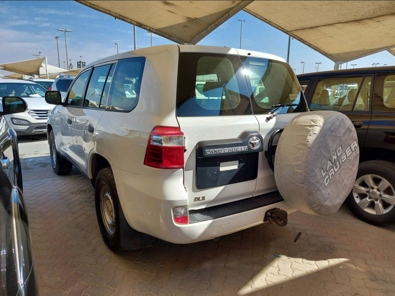 Toyota Land Cruiser - Image 3