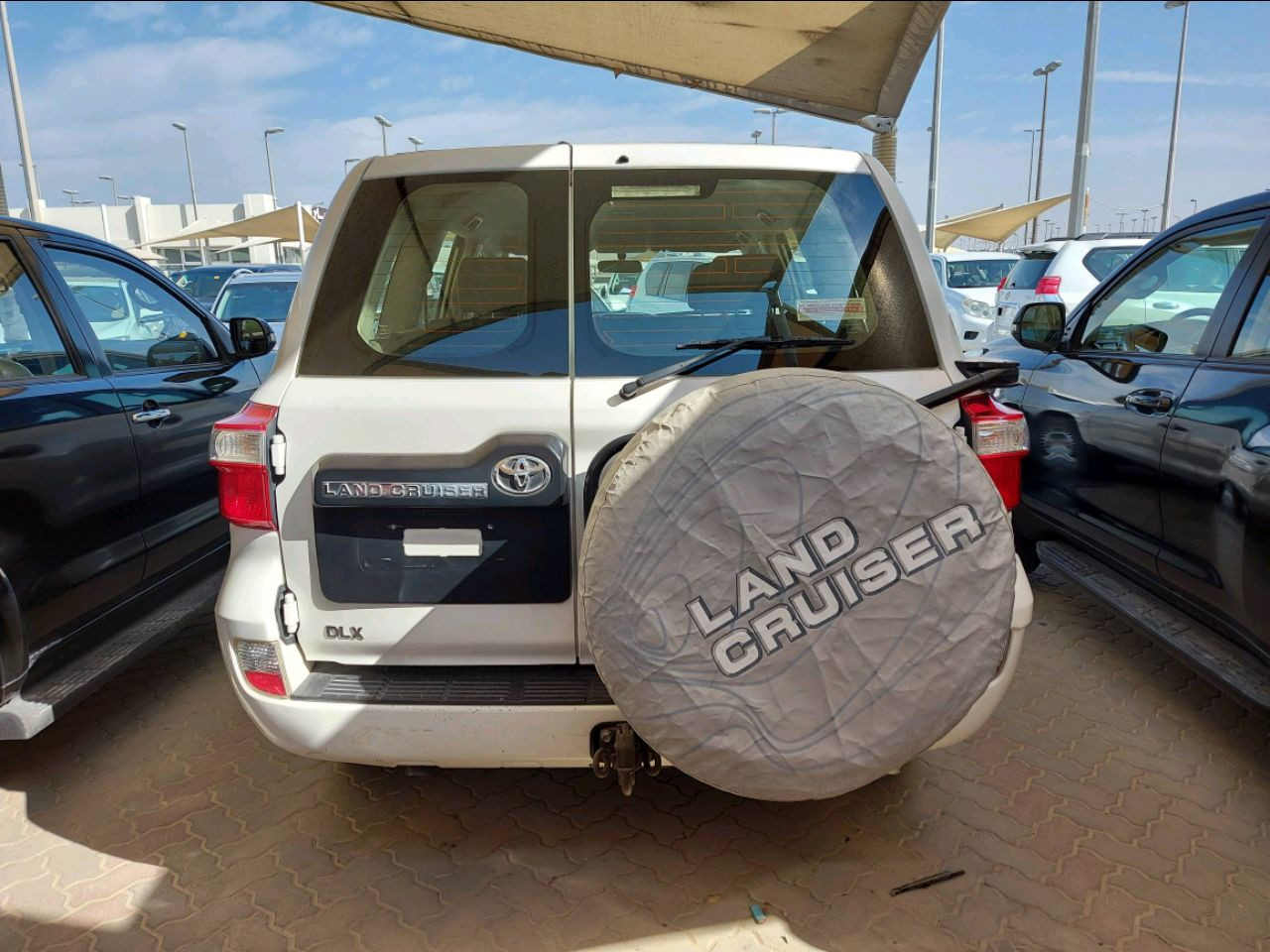 Toyota Land Cruiser - Image 5