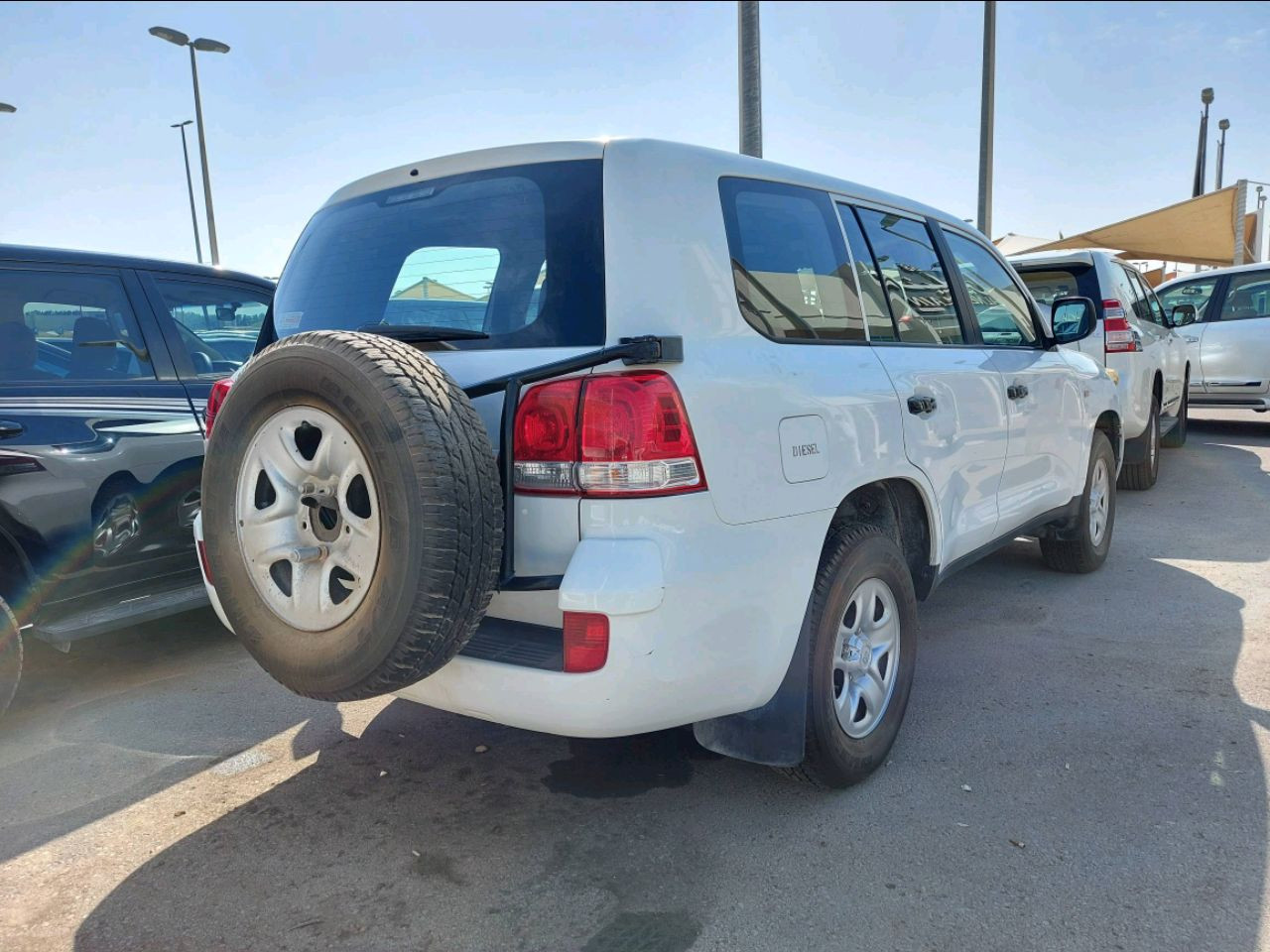 Toyota Land Cruiser - Image 3
