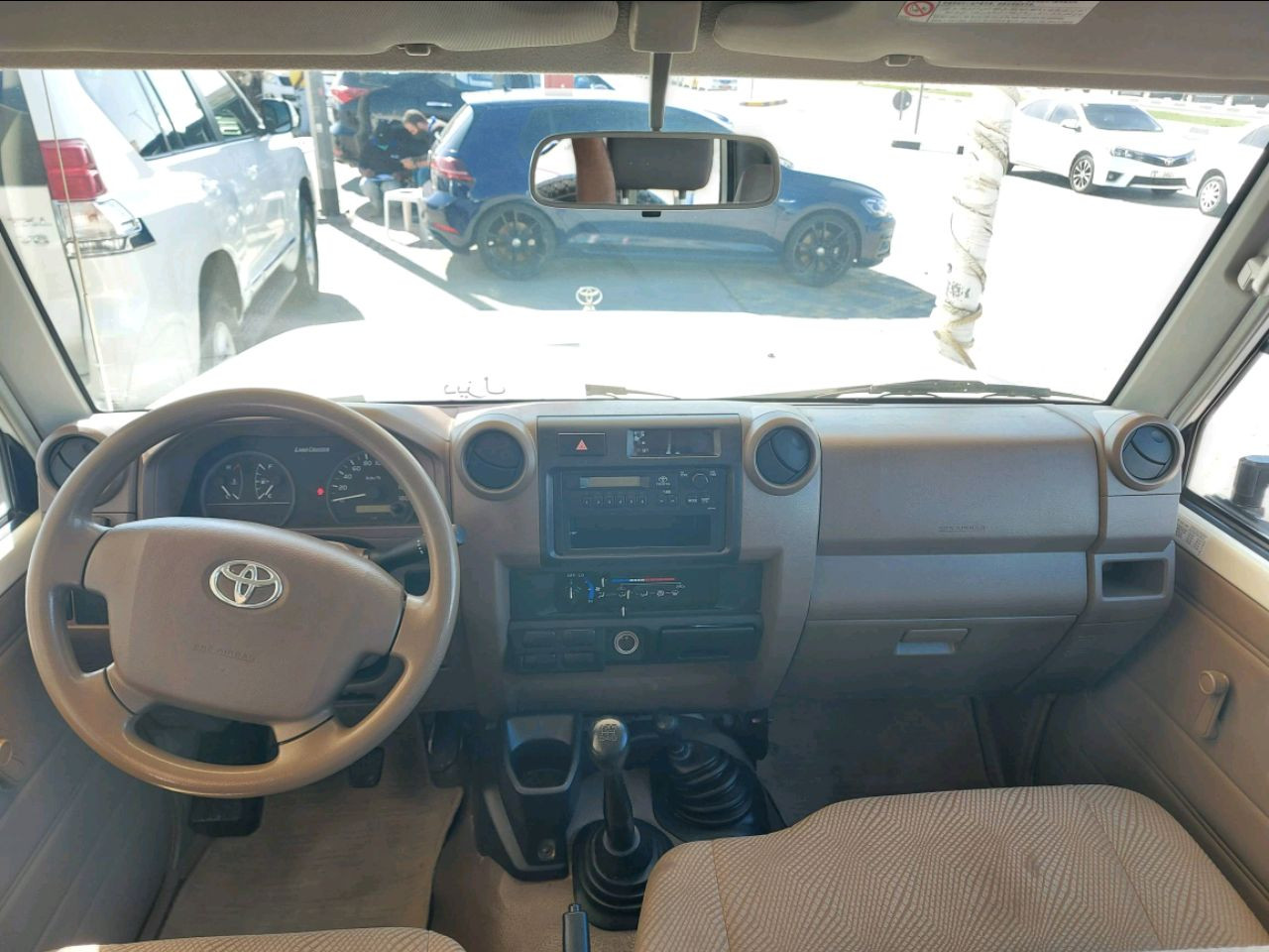 Toyota Land Cruiser 76 series - Image 3