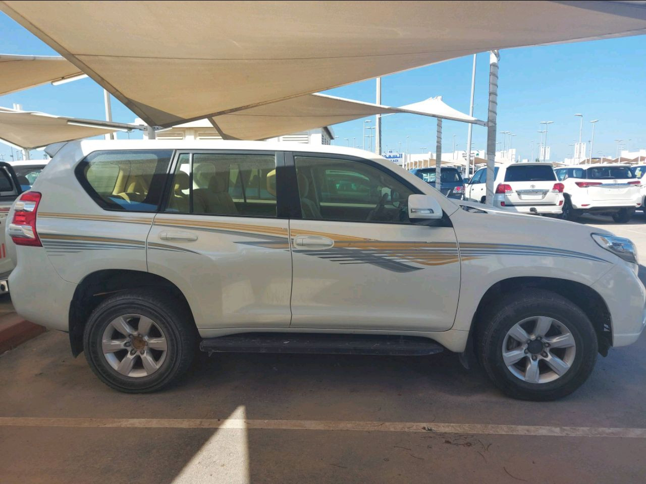 Toyota Prado - Image 4