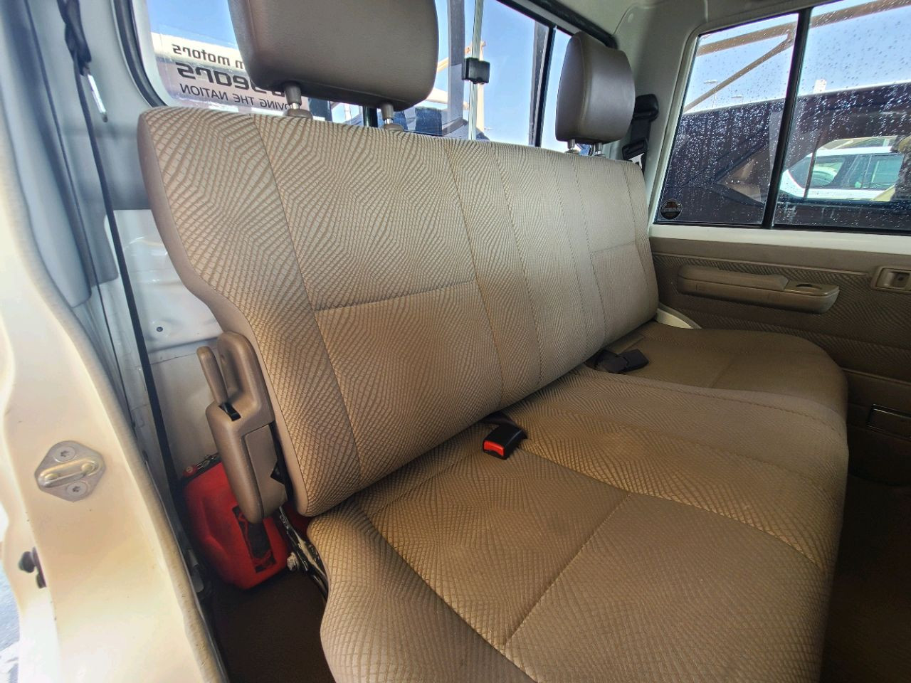 Toyota Land Cruiser - Image 16