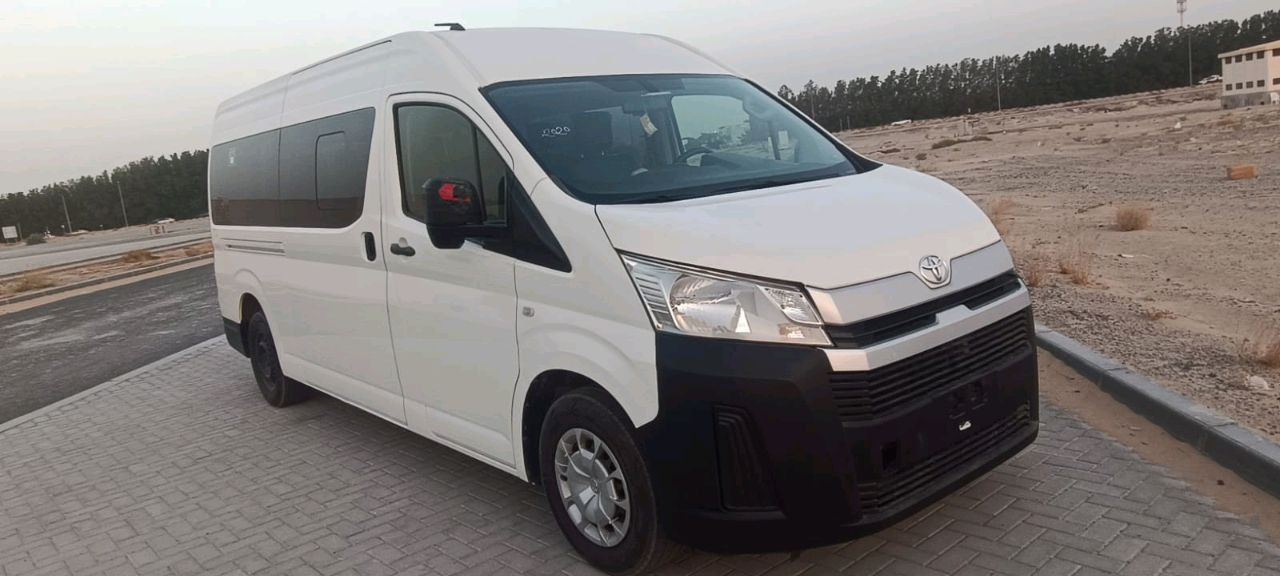 Toyota Hiace - Image 3