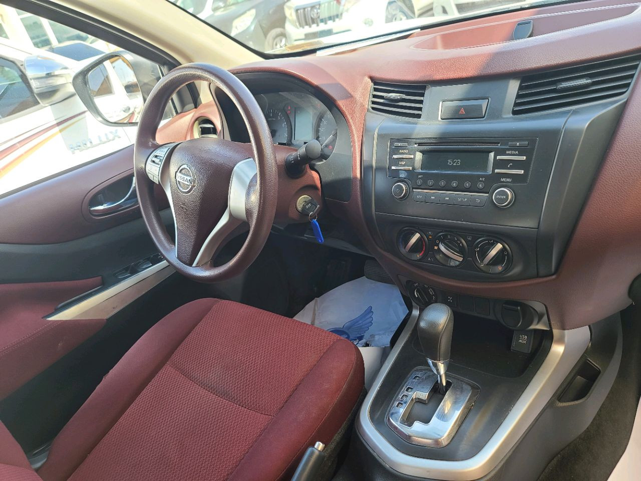Nissan Navara - Image 5