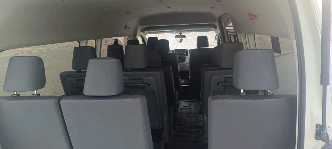 Toyota Hiace - Image 6