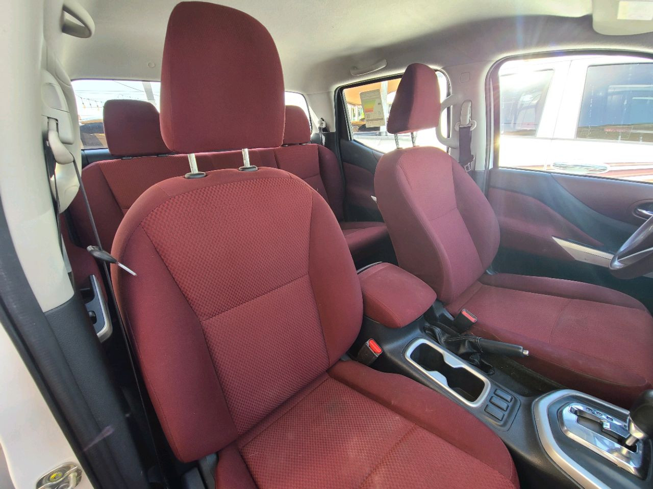 Nissan Navara - Image 6