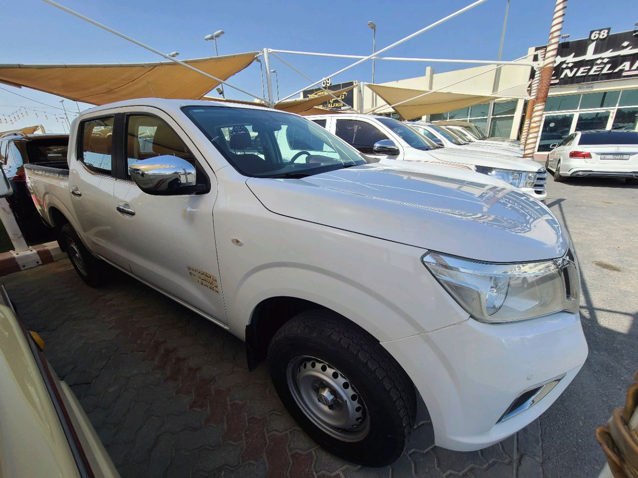 Nissan Navara - Image 11