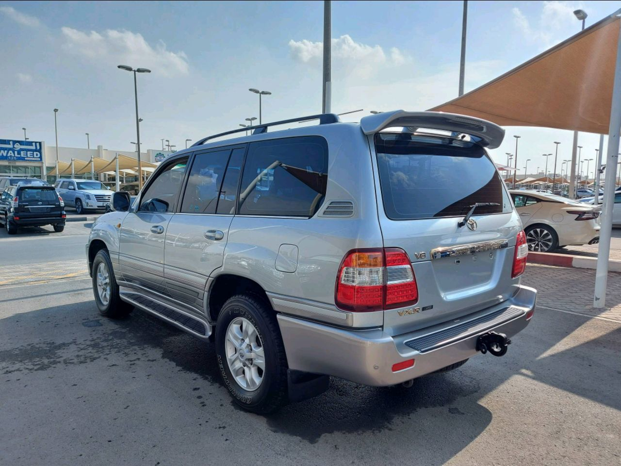Toyota Land Cruiser - Image 3
