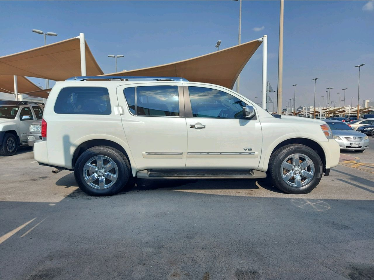 Nissan Armada - Image 5